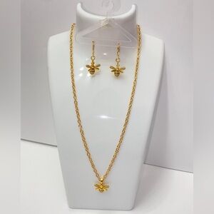 Gold Bee Earrings & Necklace set 🐝✨